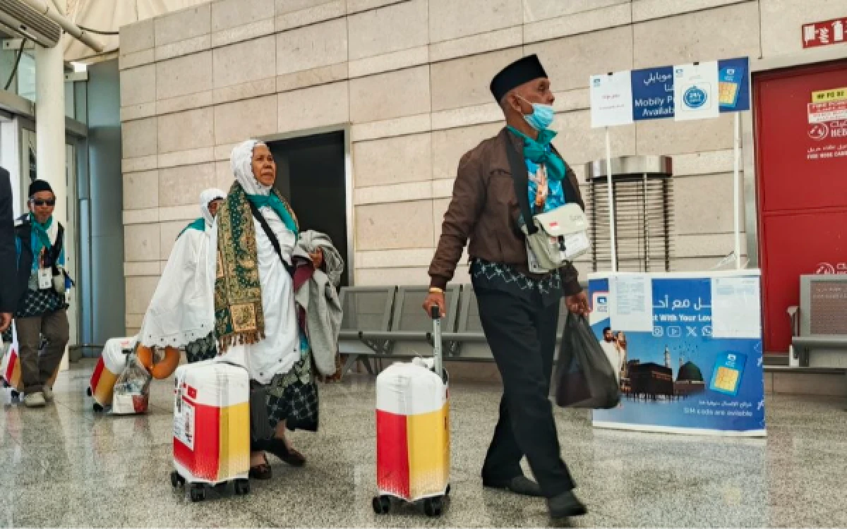 Thumbnail Berita - Update Haji 2026: Jemaah Wafat Bertambah Jadi 7 Orang, Ribuan Jalani Rawat Jalan
