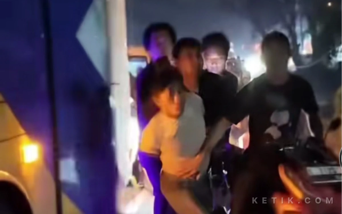 Thumbnail Berita - Kasus Pemerkosaan Anak di Sampang, Polisi Tetapkan 27 Tersangka, Pelaku Pertama Berusia 15 Tahun