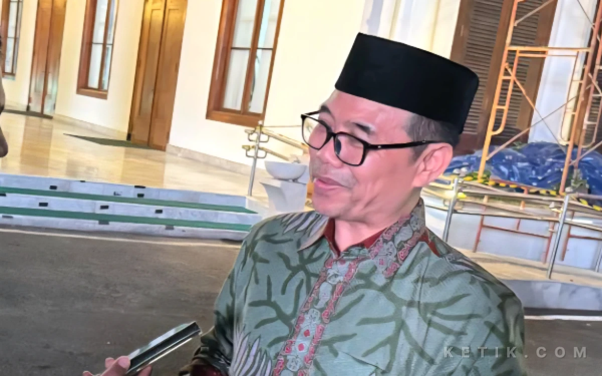 Thumbnail Berita - Kakanwil Kemenag Jatim Jagokan Qatar Jadi "Kuda Hitam", Yakin Bawa Pulang Trophy Piala Dunia 2026 ke Timur Tengah