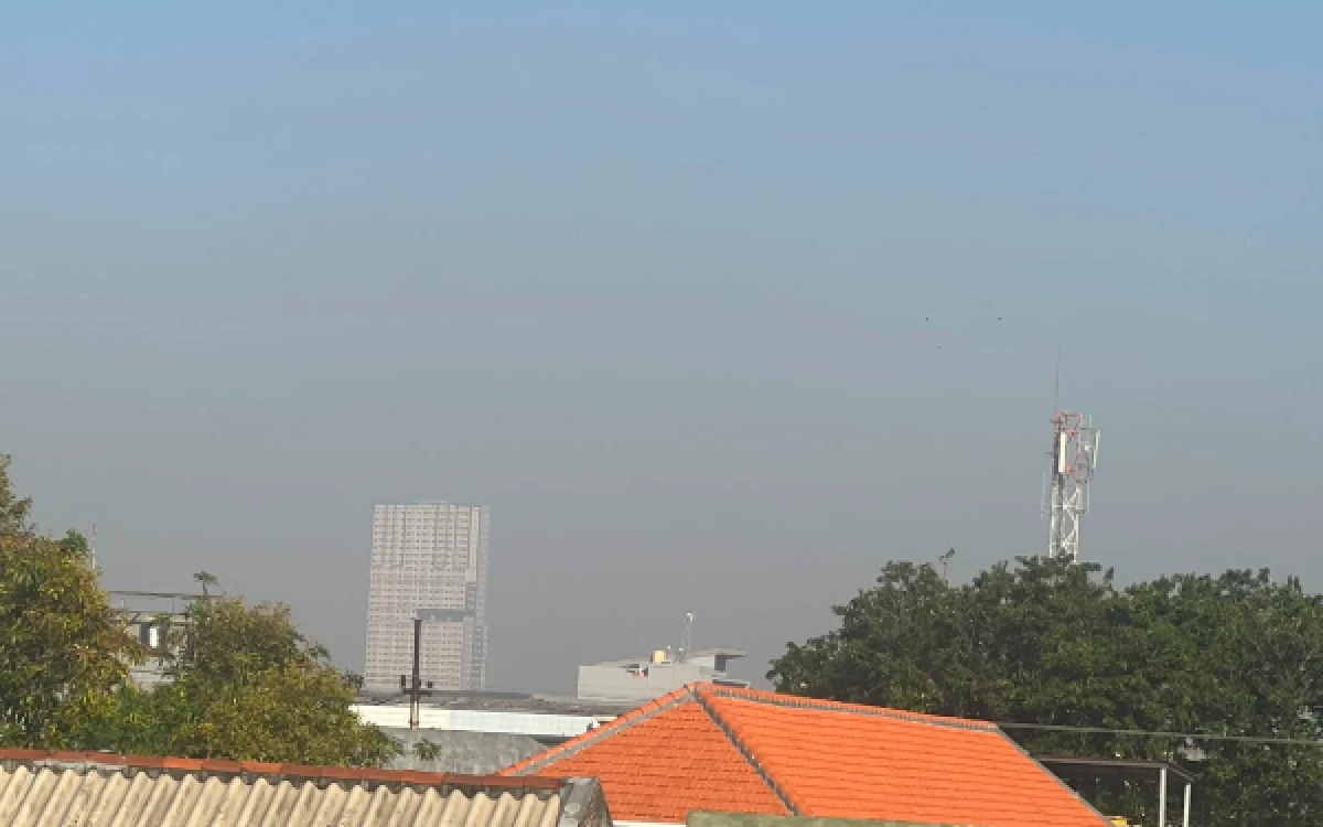 Thumbnail Berita - Info Cuaca 10 Juli 2026, Surabaya  dan Sidoarjo  Cerah