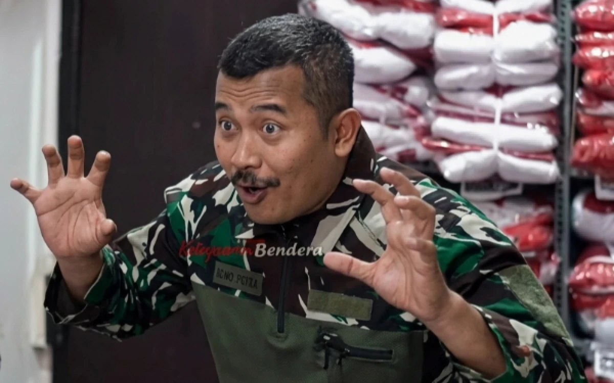 Thumbnail Berita - Mengenal Ahmad Yusub, Prajurit TNI AL yang Bawa Nuansa Militer ke Panggung Komedi