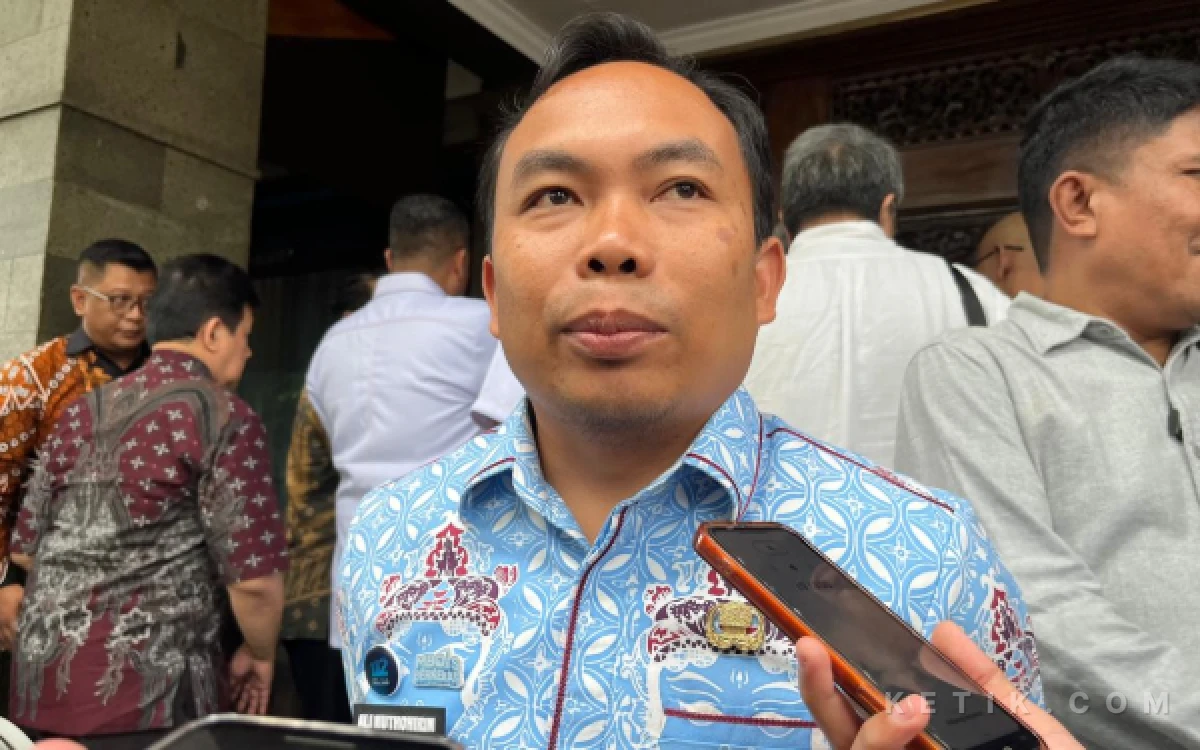 Thumbnail Berita - Efisiensi Anggaran, Pemkot Malang Siapkan Skenario Sewa Mobil Listrik dan Lelang Aset