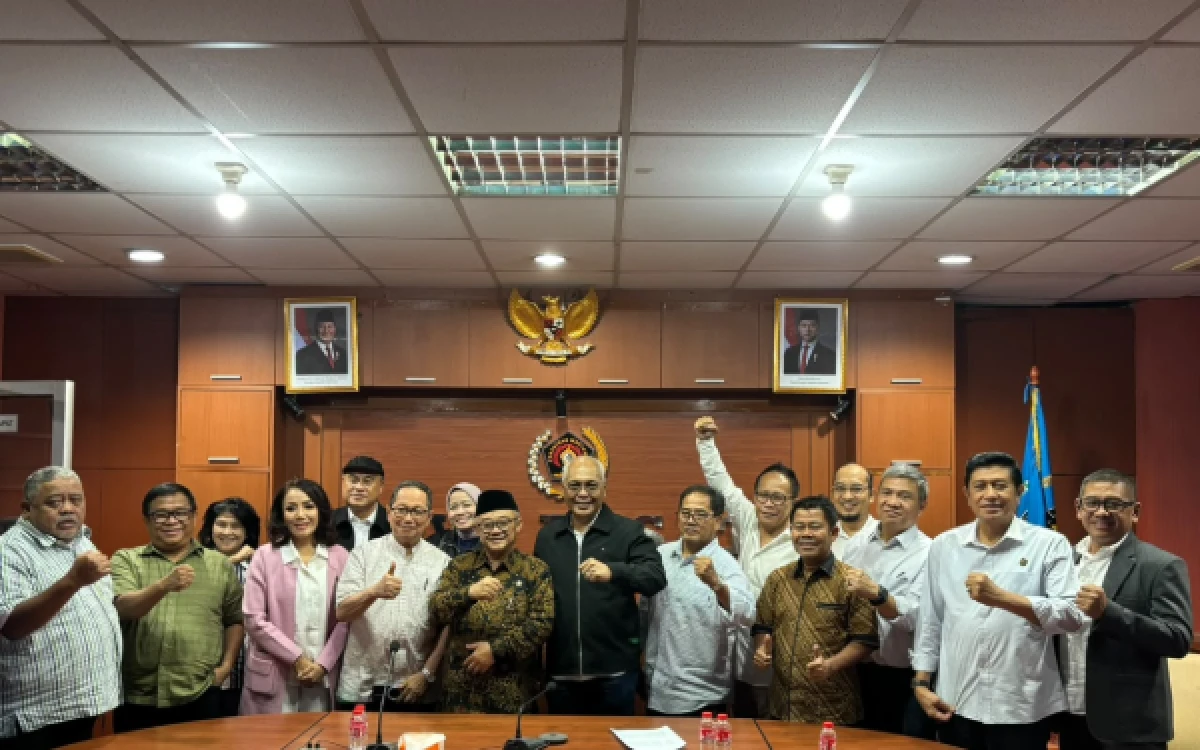 Thumbnail Berita - PWI dan Kemendikdasmen Dorong Penguatan Literasi, Jurnalistik Berpeluang Masuk Sekolah