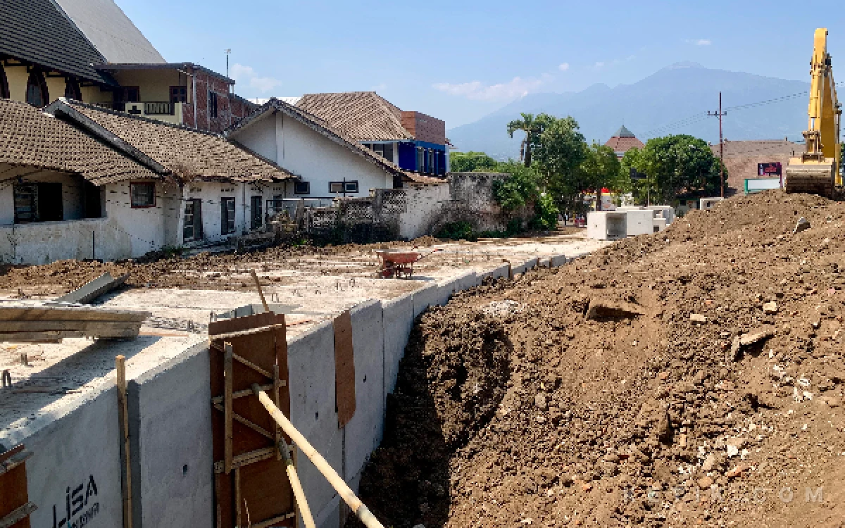 Thumbnail Berita - Anggaran Proyek Simpang Empat Patih Kota Batu Rp10 Miliar Dipecah, Ini Penjelasan DPUPR