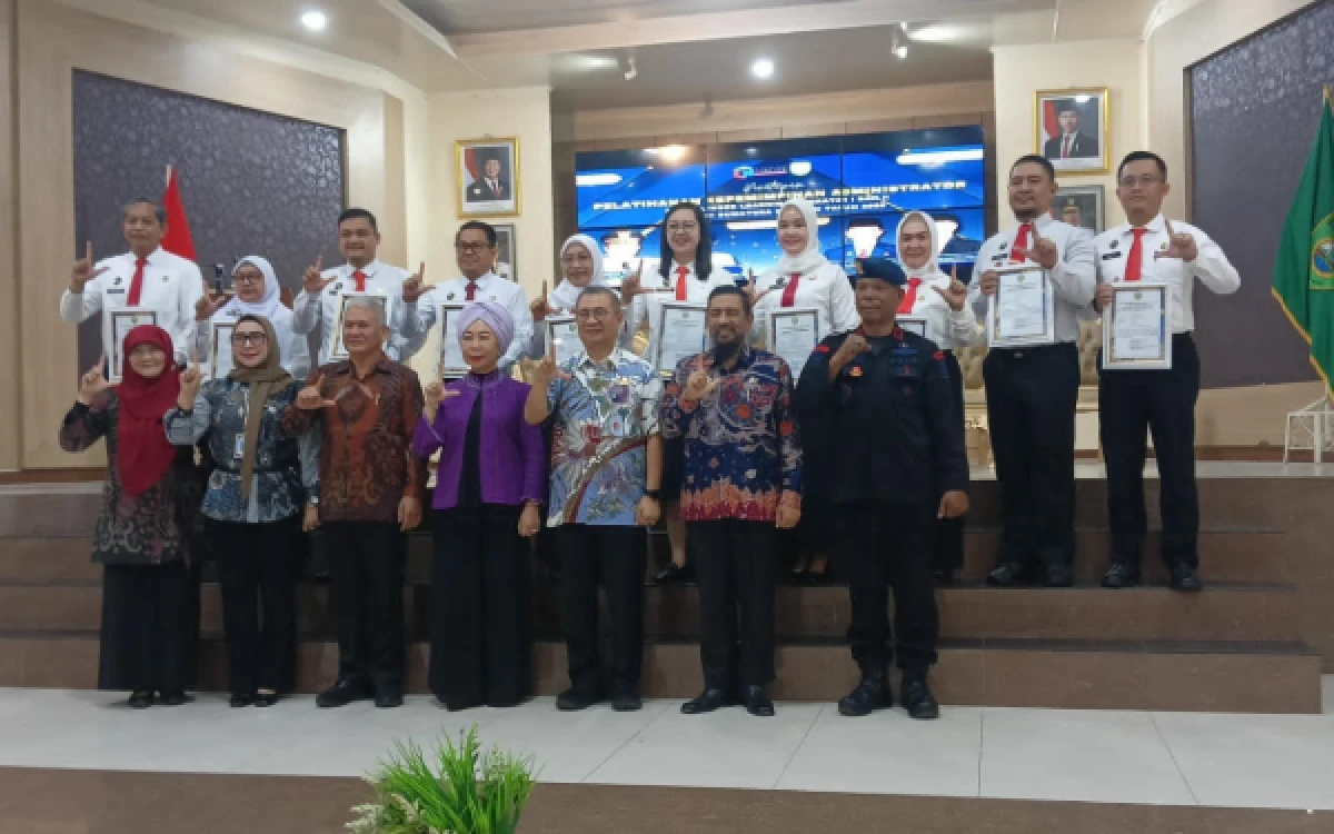 Thumbnail Berita - Tiga ASN Palembang Borong Gelar Terbaik Se-Sumsel, Bikin Inovasi Digital yang Siap Atasi Birokrasi Ribet!