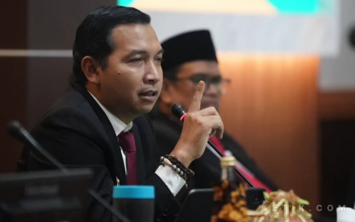 Thumbnail Berita - Hadapi Dampak Dinamika Global, Plt Wali Kota Madiun Dorong Percepatan Kinerja OPD