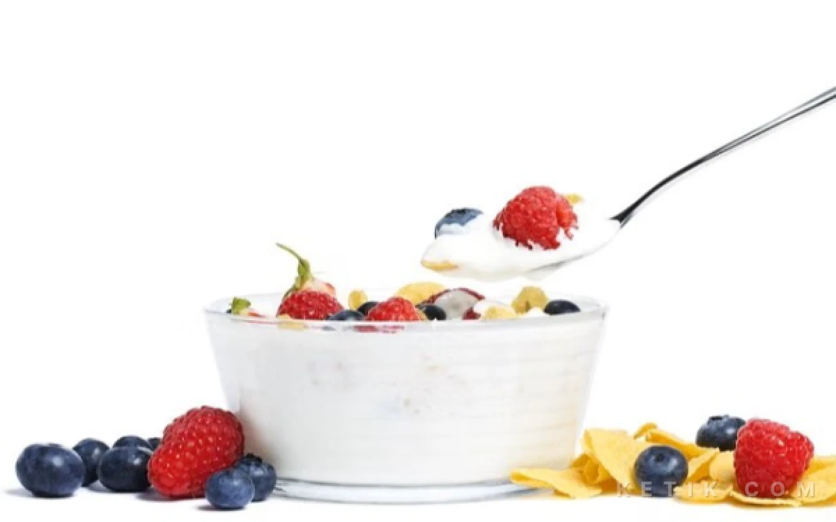 Thumbnail Berita - Tak Sekadar Baik untuk Pencernaan, Yogurt Ternyata punya 7 Manfaat Luar Biasa