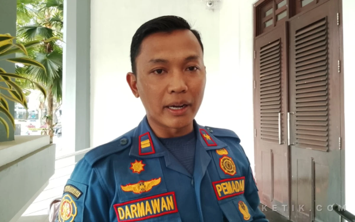 Thumbnail Berita - Kebakaran Lahan dan TPS Marak di Kota Malang, Damkar Soroti Kebiasaan Warga Bakar Sampah
