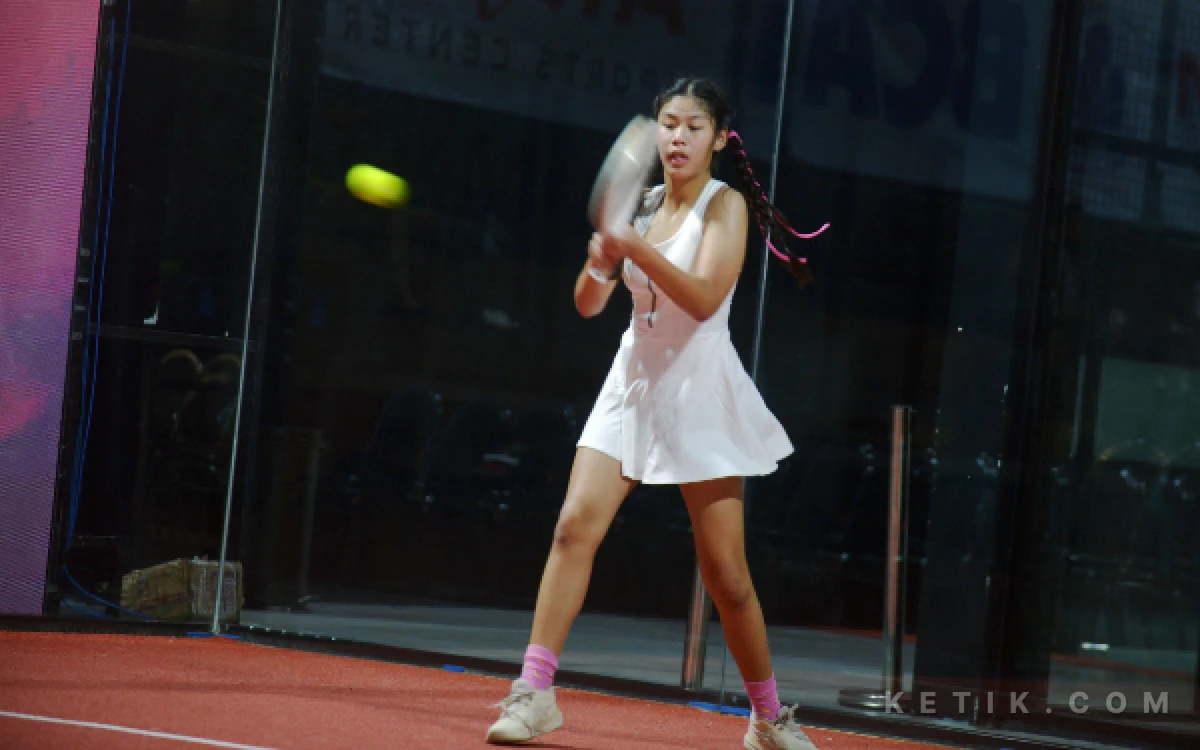Thumbnail Berita - Tak Sekadar Olahraga, Padel Jadi Gaya Hidup Anak Muda Raih Prestasi