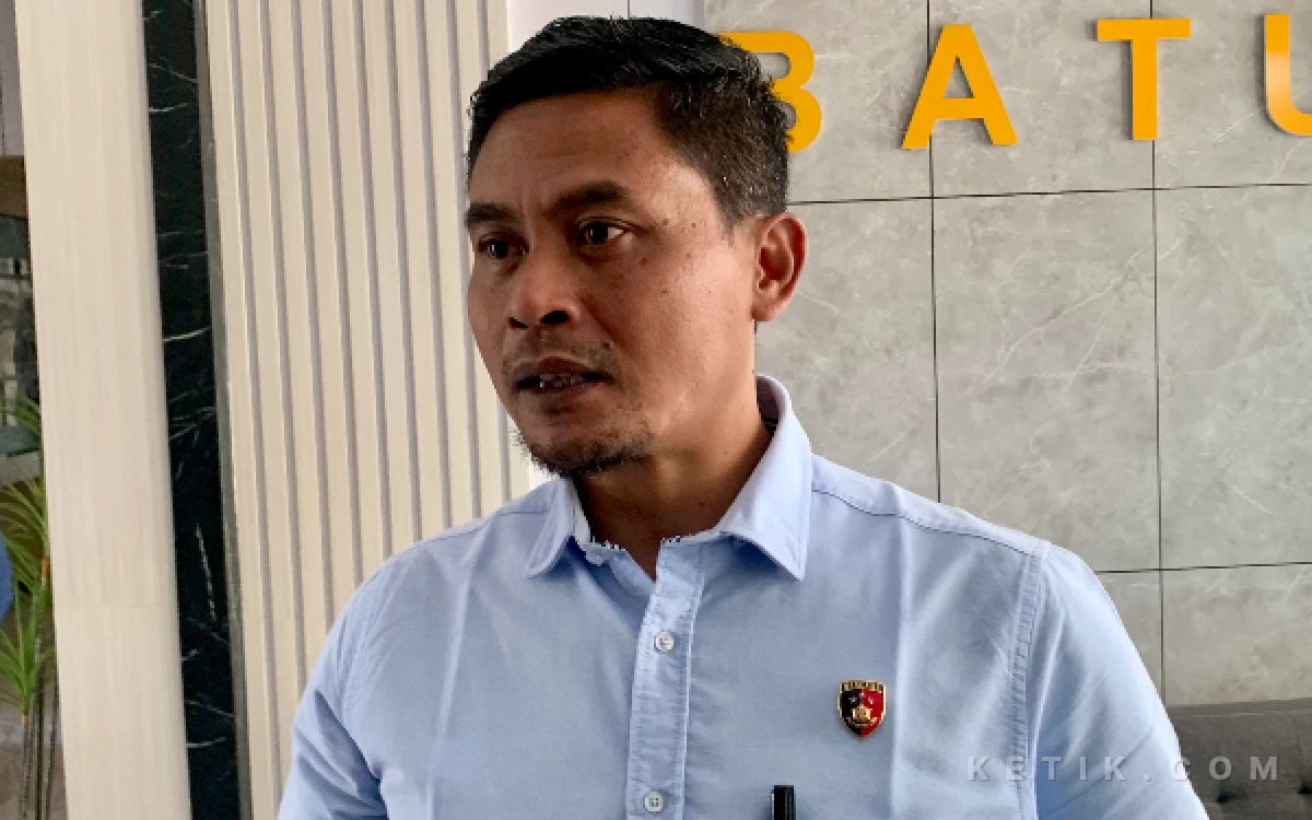 Thumbnail Berita - Sudah Periksa 6 Saksi, Polisi Terus Usut Dugaan Jual Beli Lapak PKL Alun-Alun Kota Batu