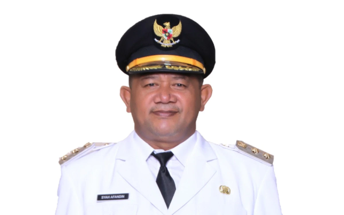 Thumbnail Berita - Bupati Langkat Syah Afandin Jalani Pemeriksaan Intensif di KPK Usai Terjaring OTT