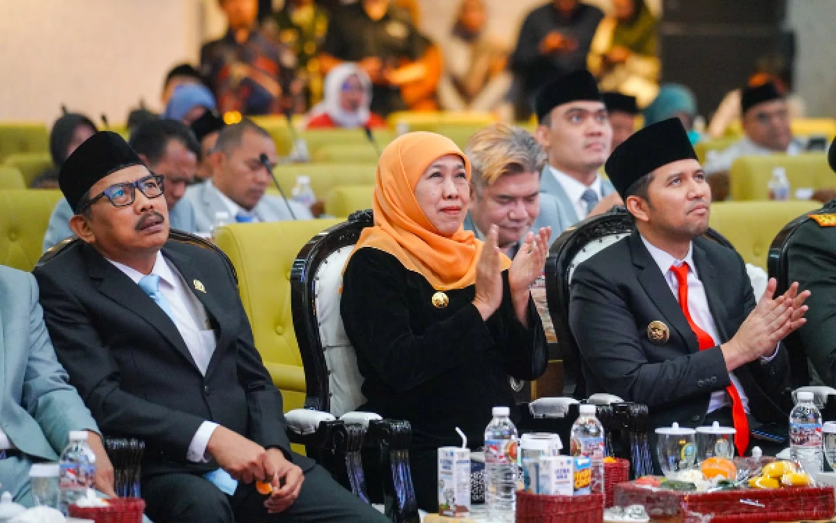 Thumbnail Berita - Pidato Kenegaraan Presiden Prabowo, Gubernur Khofifah Pastikan Jatim Laksanakan Empat Pedoman Kepemimpinan
