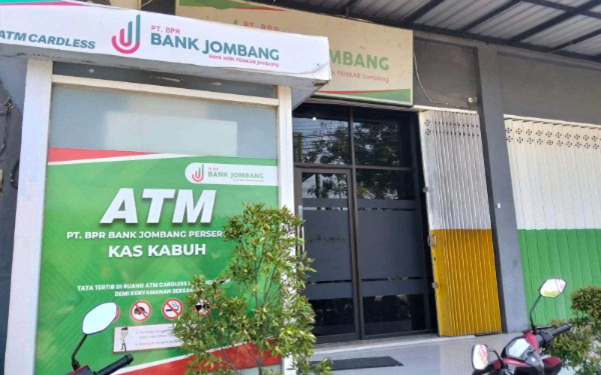 Thumbnail Berita - Pinjaman Lansia di Bank Jombang, Praktisi Hukum Pertanyakan Proses Pemberian Kredit