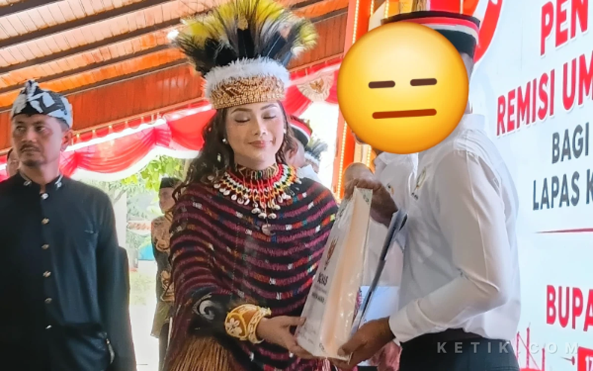 Thumbnail Berita - Pimpin Penyerahan Remisi Kemerdekaan, Bupati Brebes Lepas Dua Warga Binaan yang Bebas