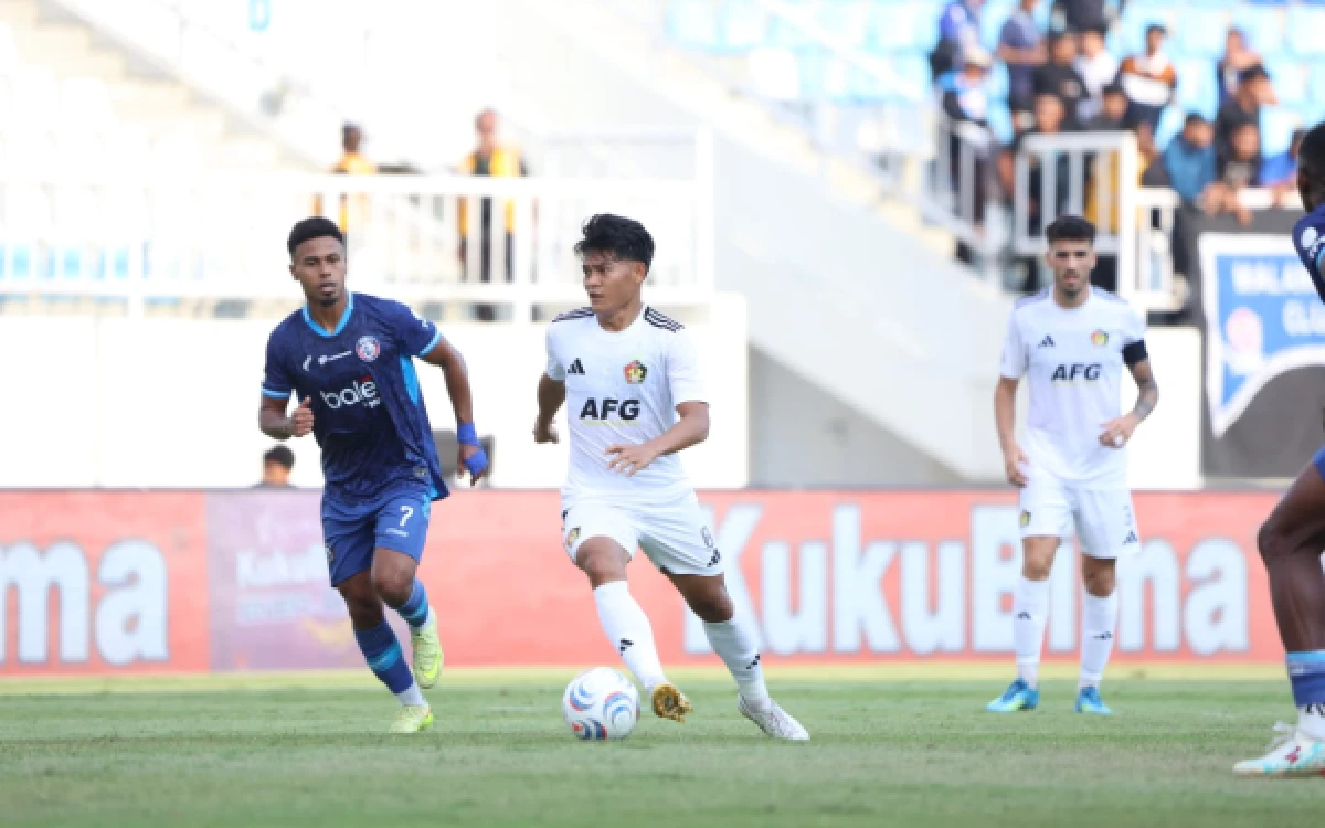 Thumbnail Berita - Ditahan Imbang Singo Edan , Persik Kediri Bawa Pulang Satu Poin dari Kanjuruhan