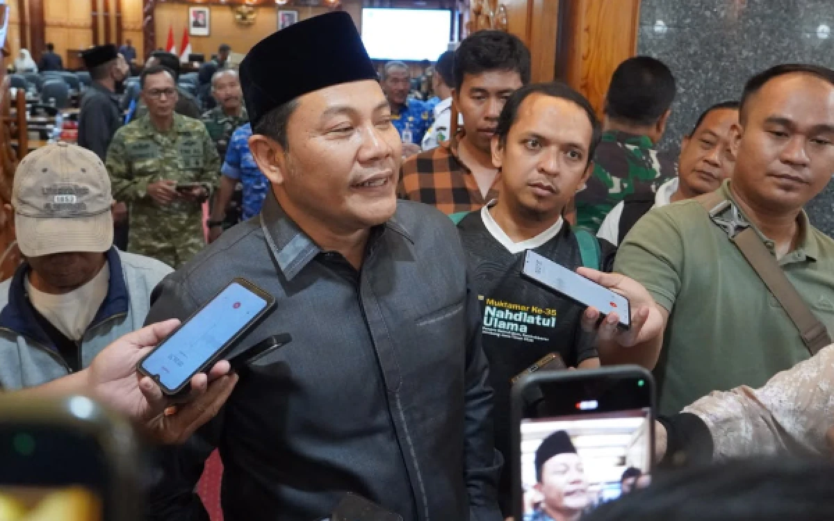 Thumbnail Berita - Bupati Subandi Kirim Tiga Raperda Baru ke DPRD Sidoarjo