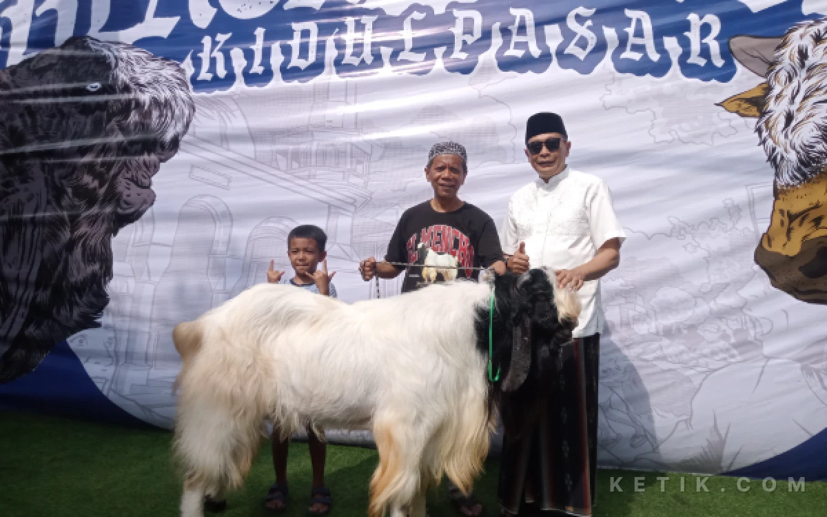 Thumbnail Berita - Wahyu Hidayat Sebut Tradisi Kurban 'Black Embek' Kidul Pasar Berpotensi Jadi Destinasi Wisata Kota Malang