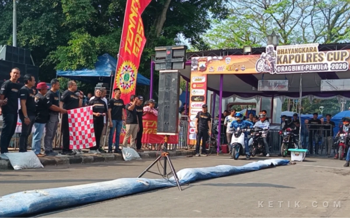 Thumbnail Berita - Cegah Balap Liar dan Cetak Pembalap Berprestasi, Polres Pekalongan Gelar Drag Bike Pemula