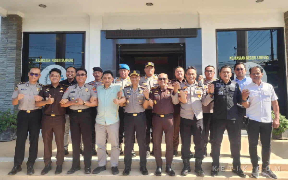 Thumbnail Berita - Jaga Kondusivitas Sampang, Korps Adhyaksa dan Bhayangkara Perkuat Kolaborasi
