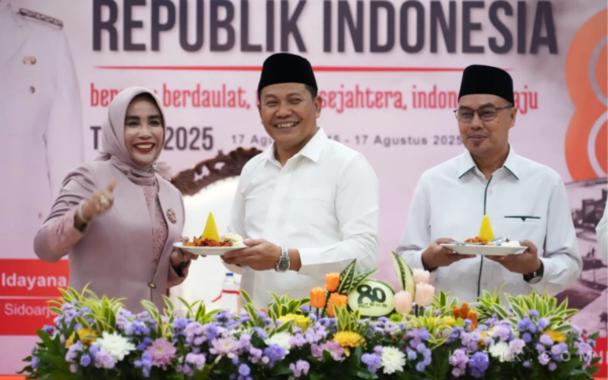 Thumbnail Berita - Bupati Subandi dan Wabup Mimik Idayana Islah dalam Forum KPK, Kepala Inspektorat Sidoarjo Sujud Syukur