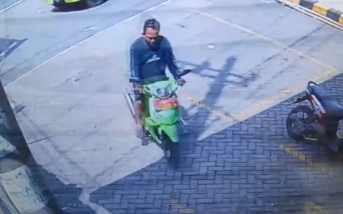 Thumbnail Berita - Tabrak Pesepeda di Jalan Raya Segaran Malang, Pengendara Motor Pelat Merah Diburu Polisi
