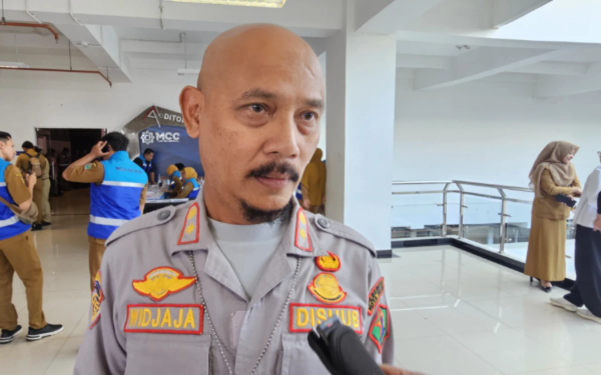 Thumbnail Berita - Jalan Pasar Gadang Mulai Diperbaiki, Dishub Kota Malang Siapkan Rekayasa Lalin