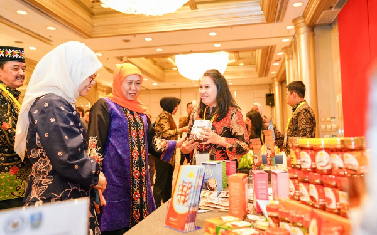 Thumbnail Dipimpin Gubernur Khofifah, Misi Dagang dan Investasi Jatim-Hong Kong Catatkan Transaksi Fantastis Rp12,038 Triliun