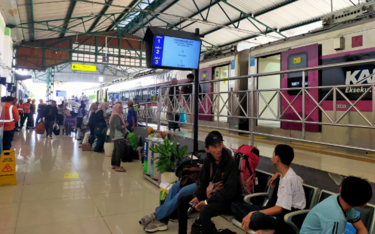 Thumbnail Berita - Spesial HUT ke 81, KAI Daop 7 Madiun Diskon Tiket 19%