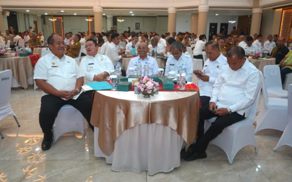 Thumbnail Berita - Bupati Asahan Hadiri Rapat Koordinasi Monitoring dan Asistensi Penggunaan Dana Transfer ke Daerah Tambahan