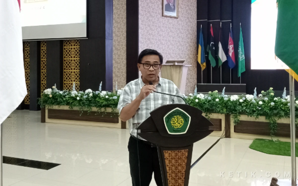 Foto Wakil Rektor I Bidang Akademik UIN Malang, Drs. H. Basri, M.A., Ph.D.  menyampaikan bahwa akreditasi internasional adalah sebuah instrumen untuk meningkatkan kualitas dalam pembelajaran UIN Malang. (Foto: Aliyah/Ketik.com)