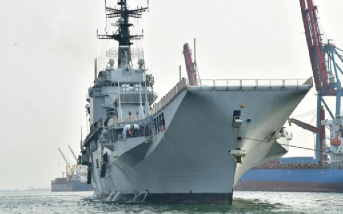 Thumbnail Berita - Melihat Spesifikasi KRI Sriwijaya-100, Kapal Induk Jagoan Ngebut di Samudra