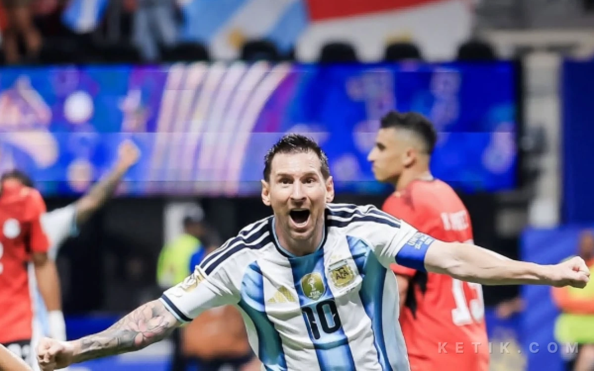 Thumbnail Berita - Mental Juara Argentina, Messi Pimpin Top Skor Sekaligus Ukir Rekor Bersejarah Piala Dunia
