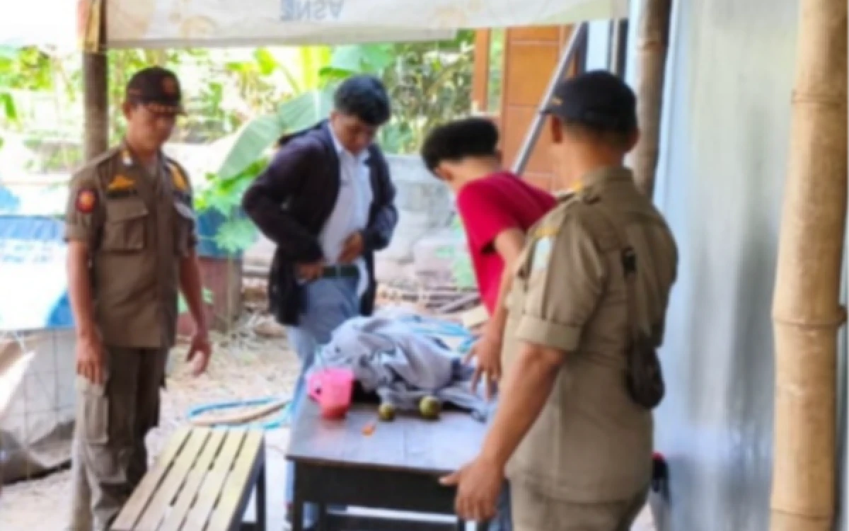 Thumbnail Berita - Satpol PP Sidoarjo Razia Pelajar Bolos, Bupati Subandi: Selamatkan Anak Kita agar Tak Terjerumus Kenakalan