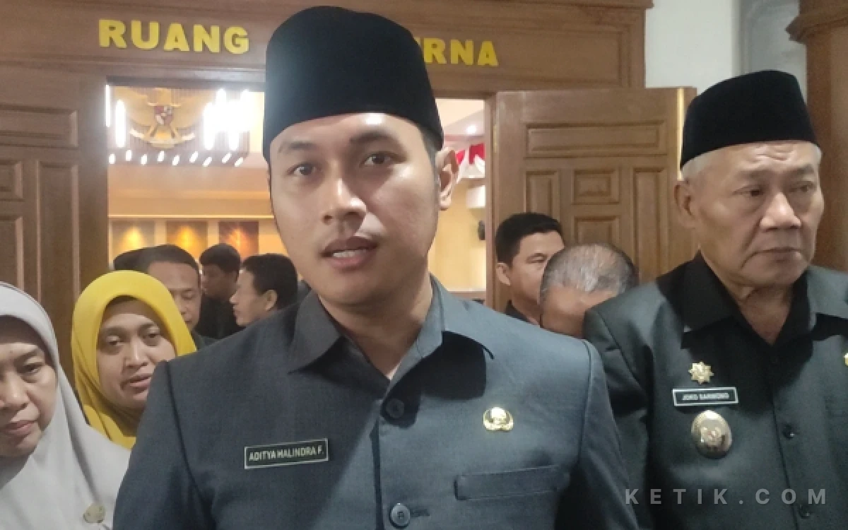 Thumbnail Berita - Sempat Bikin Warga Resah, Proyek RTH Bangilan Rp24,9 Miliar Akhirnya Dapat Kepastian dari Bupati Tuban