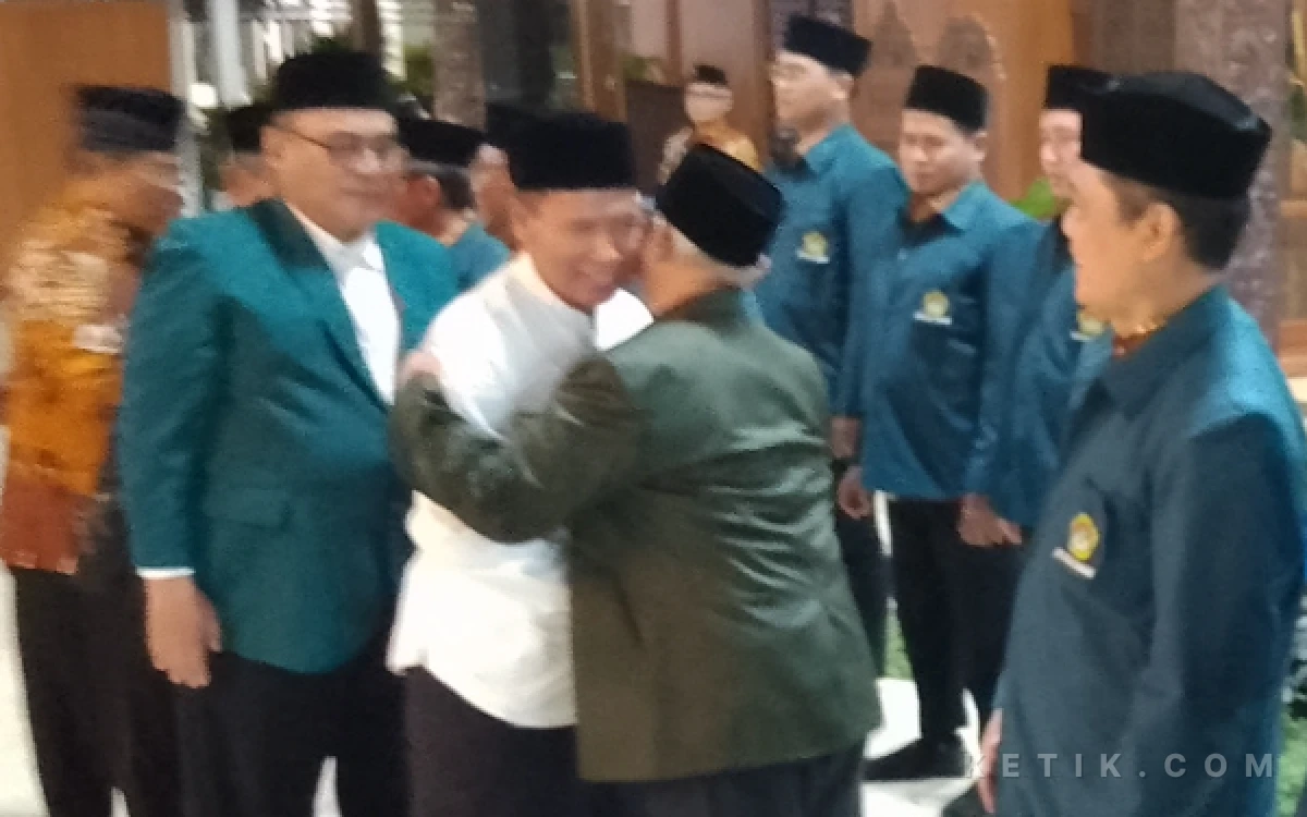 Thumbnail Berita - Kembali Pimpin LDII Tulungagung, H Sukanto Resmi Dikukuhkan untuk Periode Ketiga di Pendopo Kongas Arum Kusumaning Bongso
