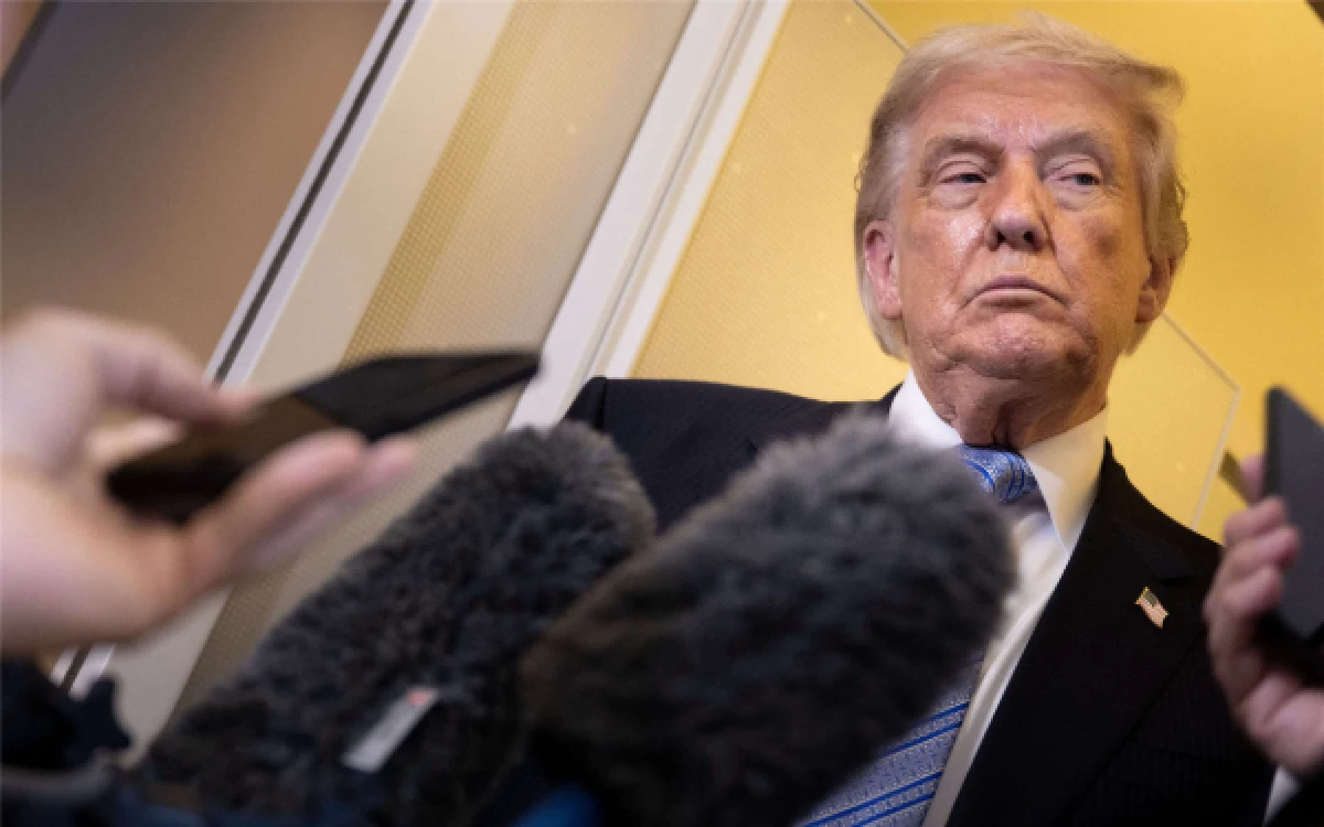 Thumbnail Berita - Trump Sesumbar Iran Akan Kolaps Jelang AS Terapkan Sanksi Ekonomi Baru