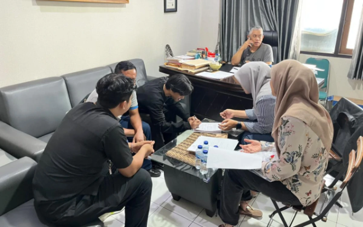 Thumbnail Berita - Polda DIY Pulangkan 34 Orang Pasca Aksi Sumpah Pemuda di DPRD