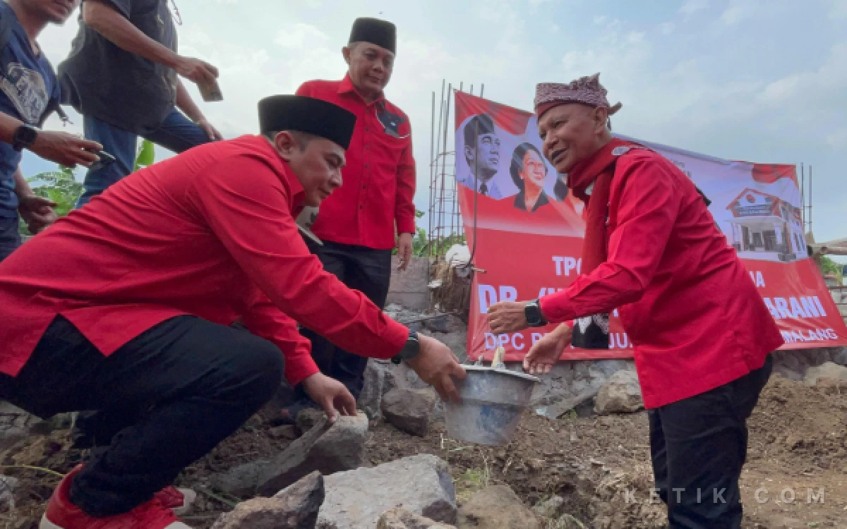 Thumbnail Berita - Ketua Fraksi PDIP DPRD Kabupaten Malang Bawa Kabar Segar untuk Guru, Ketua Banggar Sudah Teken Anggaran TPG