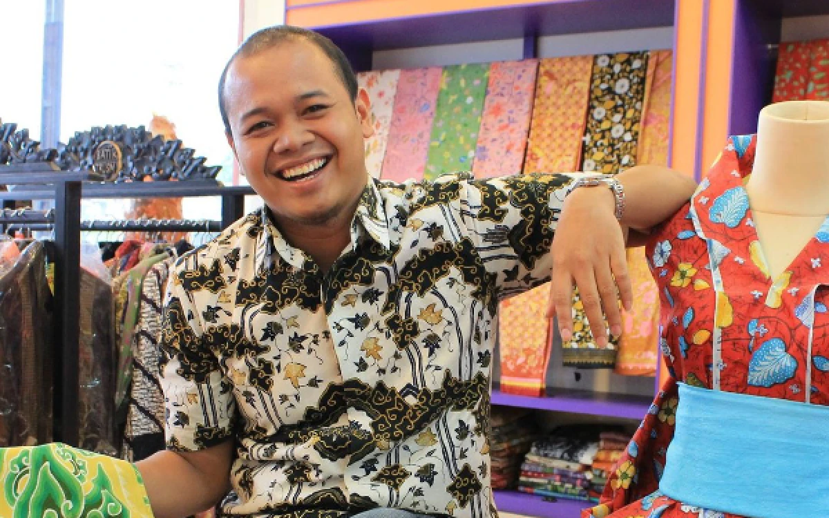 Thumbnail Berita - Berjuang dari Nol, Ini Kisah Ibnu Riyanto Sebelum Jadi Pengusaha Batik Sukses
