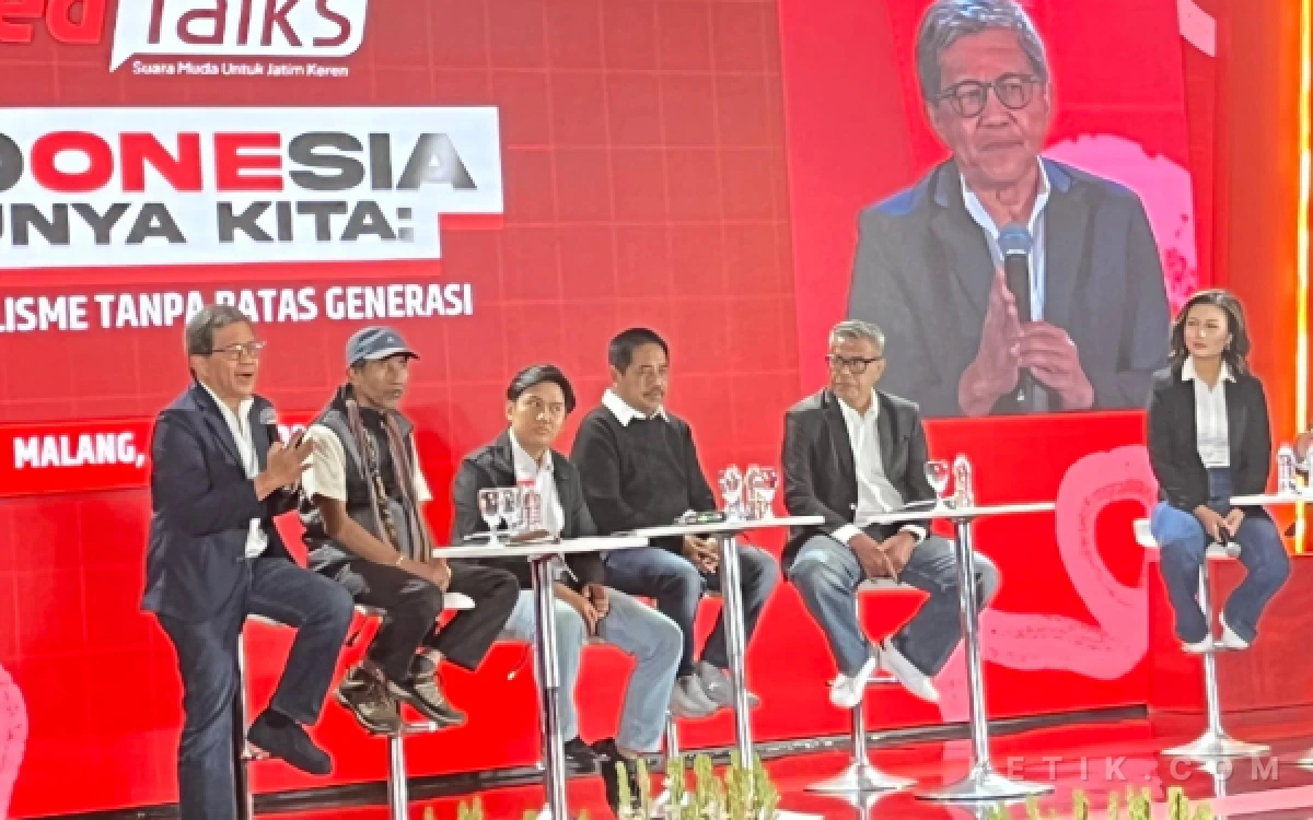 Thumbnail Berita - Bicara Marhaenisme di RedTalks, Rocky Gerung Sebut Malang Peluang Jadi Arah Baru Nasionalisme