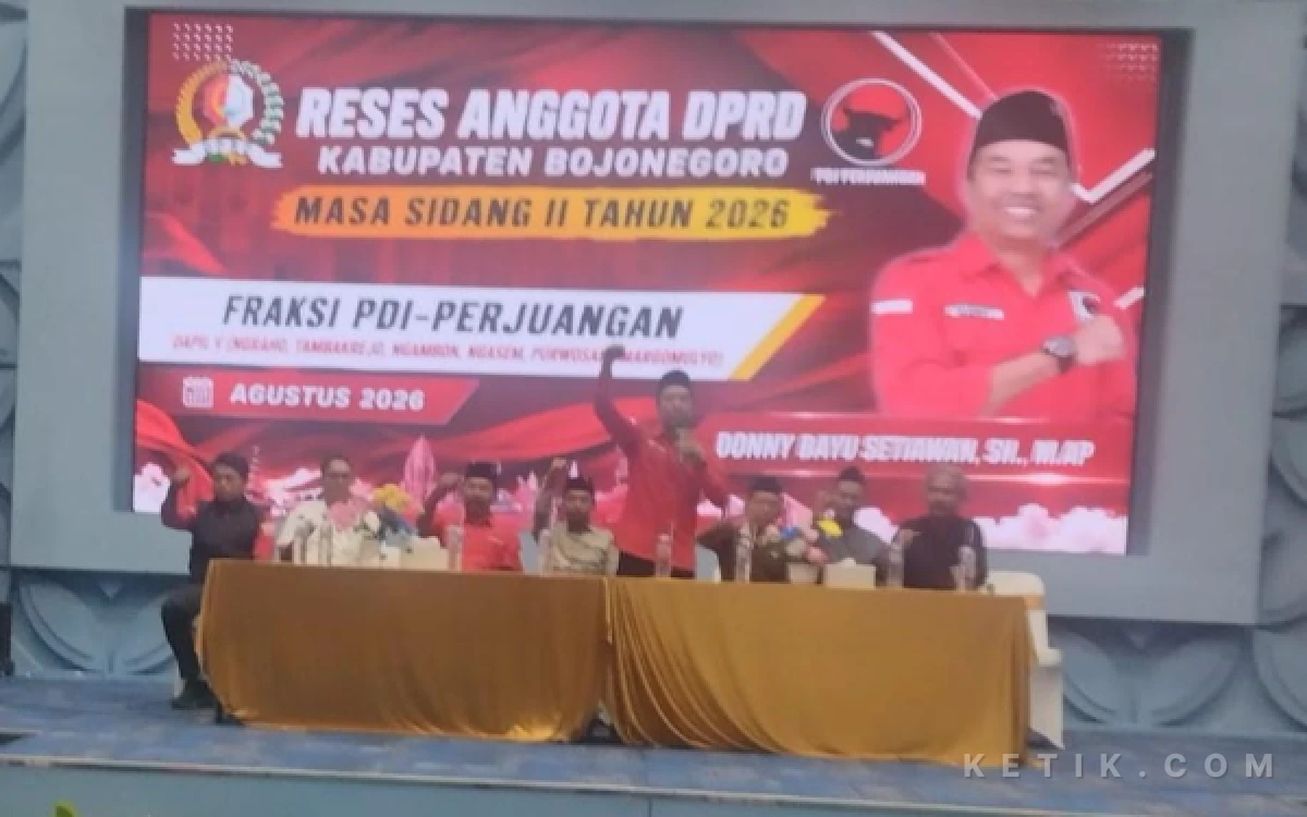 Thumbnail Berita - Reses di Dapil 5 Bojonegoro, Donny Bayu Setiawan Bahas Pupuk hingga Evaluasi Program Gayatri