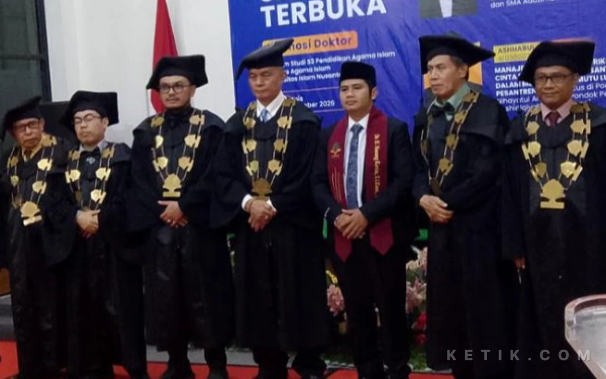 Thumbnail Berita - Dai Nanang Jadi Doktor ke-12 di UNINUS, Raih IPK 3,78 dengan Predikat Sangat Memuaskan