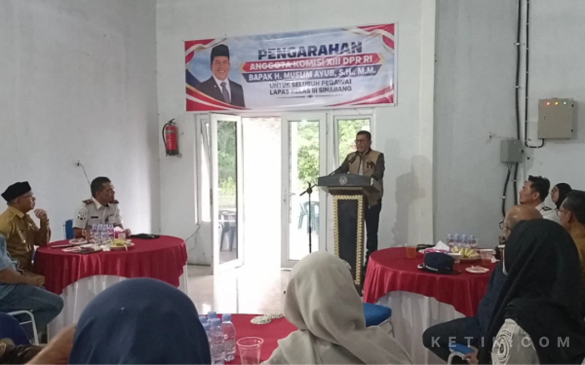 Thumbnail Berita - Blusukan ke Lapas Kepulauan Terluar, Muslim Ayub Pastikan Hak Warga Binaan Sinabang Terpenuhi