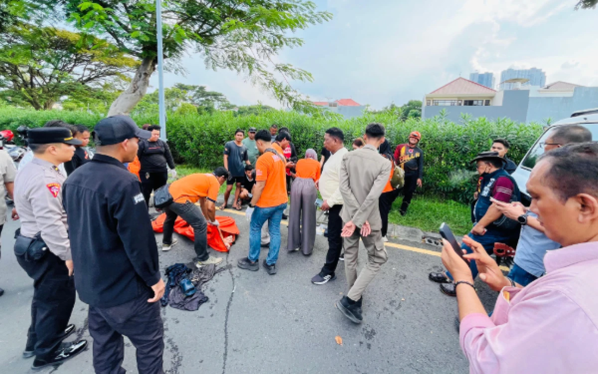 Thumbnail Berita - Geger! Jenazah Kakek Ditemukan Mengambang di Laguna Timur Surabaya