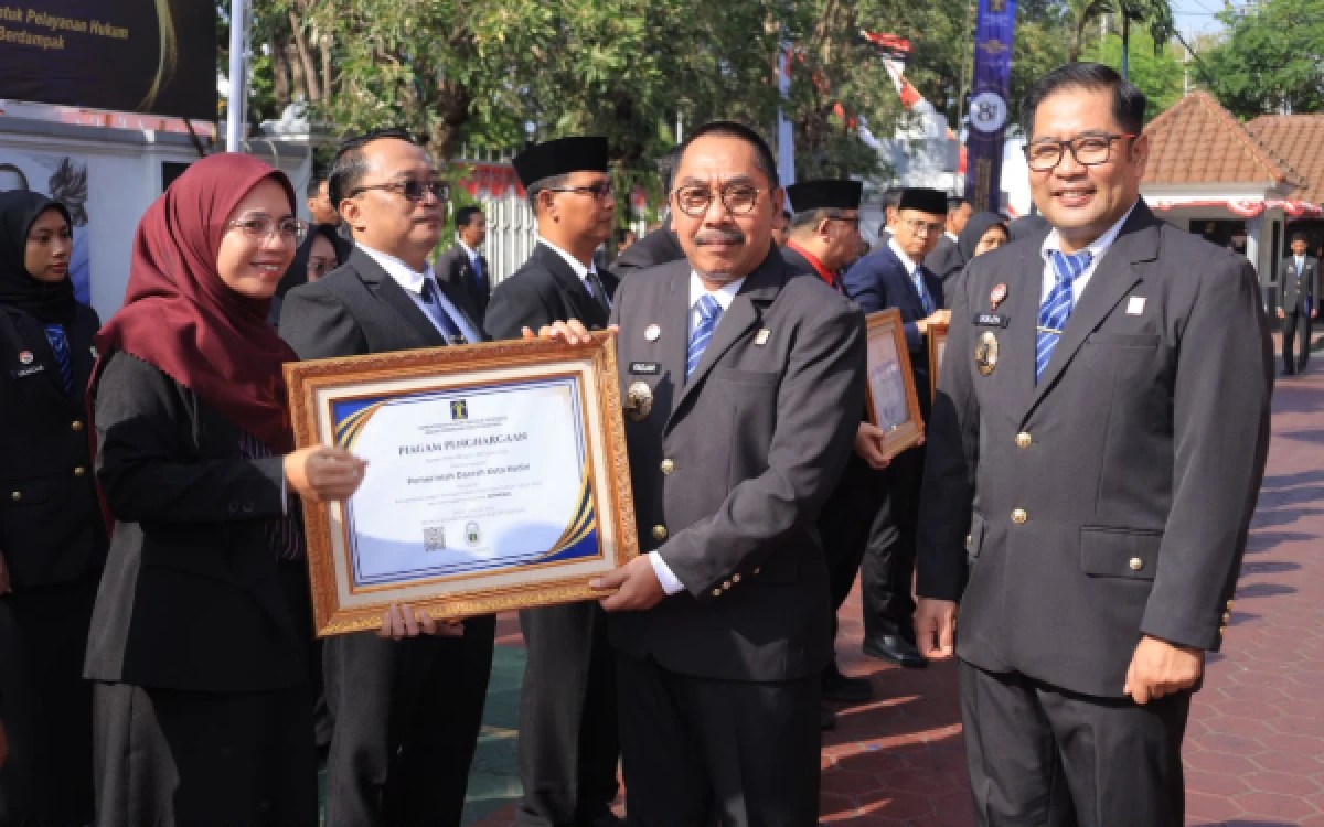 Thumbnail Berita - Pemkot Kediri Raih Predikat Istimewa Penilaian IRH 2026, Bersanding dengan Kota Malang