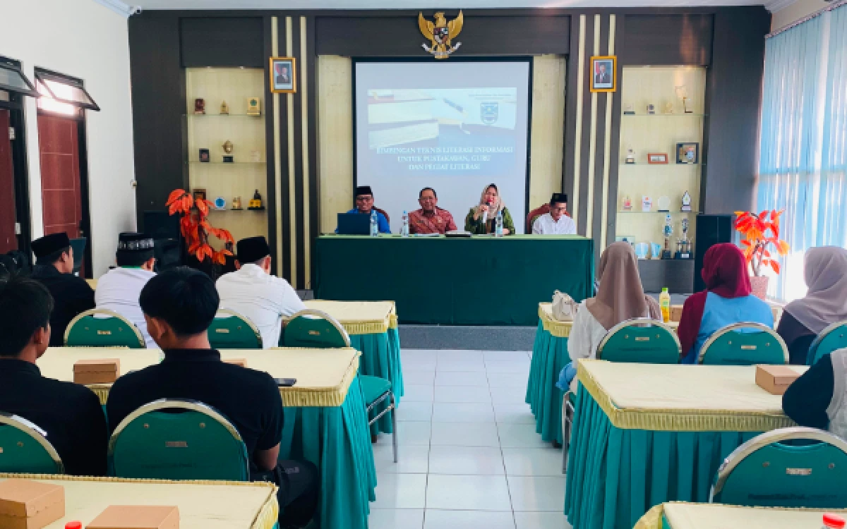Thumbnail Berita - Dispersip Probolinggo Gembleng 250 Penggerak Literasi Melalui Bimtek Lima Hari