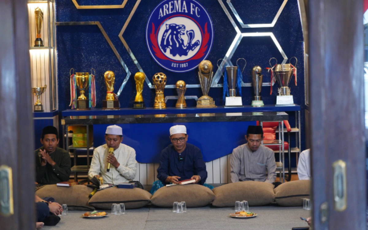 Thumbnail Berita - Rayakan HUT ke-39, Arema FC Gelar Tasyakuran, Peluncuran Bus dan Festival Akademi