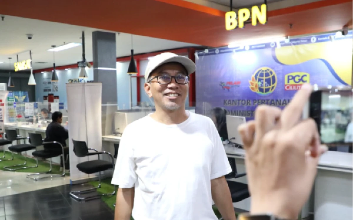 Dulu Mengira Rumit, Kini Pensiunan PNS Mantap Urus Sertipikat Tanah Sendiri