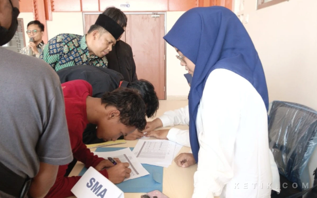 Thumbnail Berita - Resmi Dimulai! Sekolah Rakyat Brebes Sambut 260 Siswa, Kisah Haru Anak-anak Mengejar Mimpi