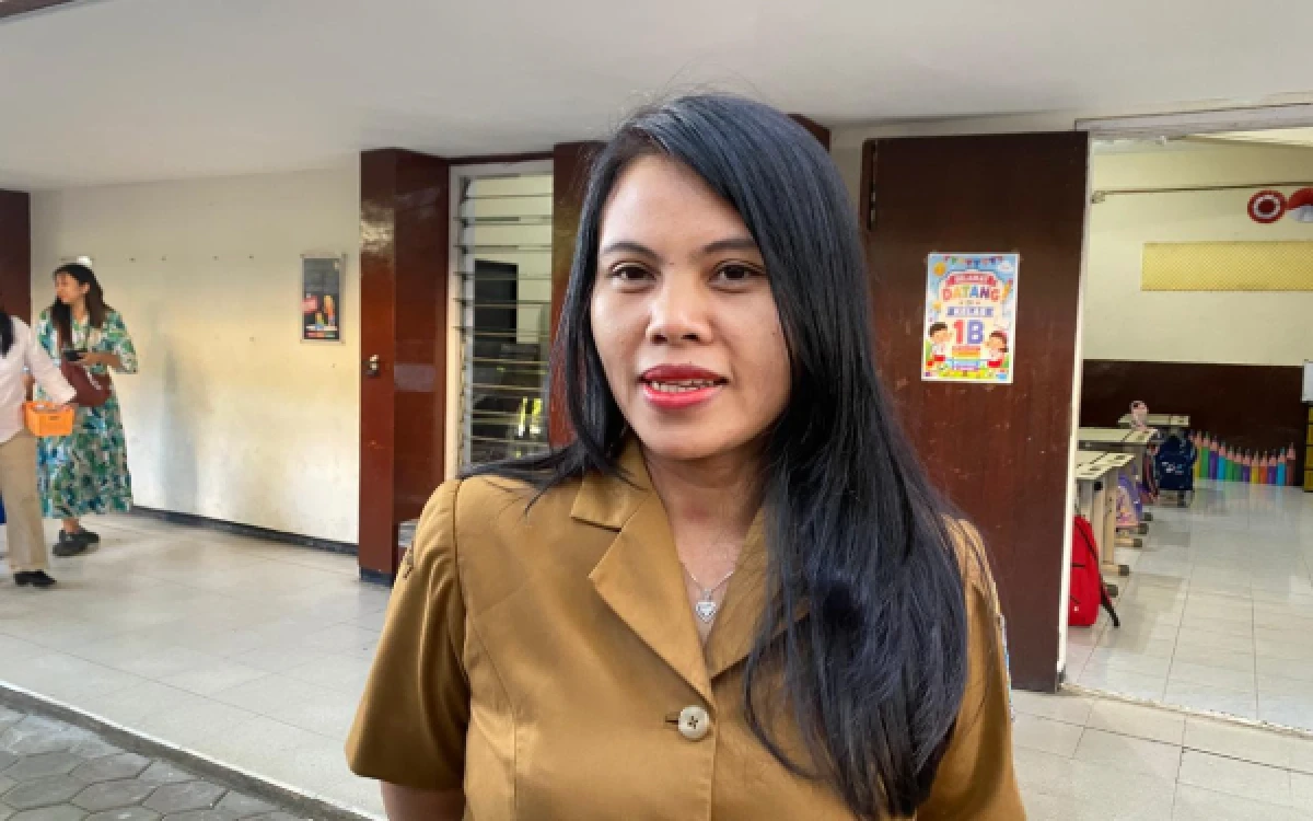 Thumbnail Berita - Hari Pertama Sekolah, ASN Ini Pilih Antar Anak Dulu ke Batu Meski Harus Berangkat Kerja ke Singosari Kabupaten Malang